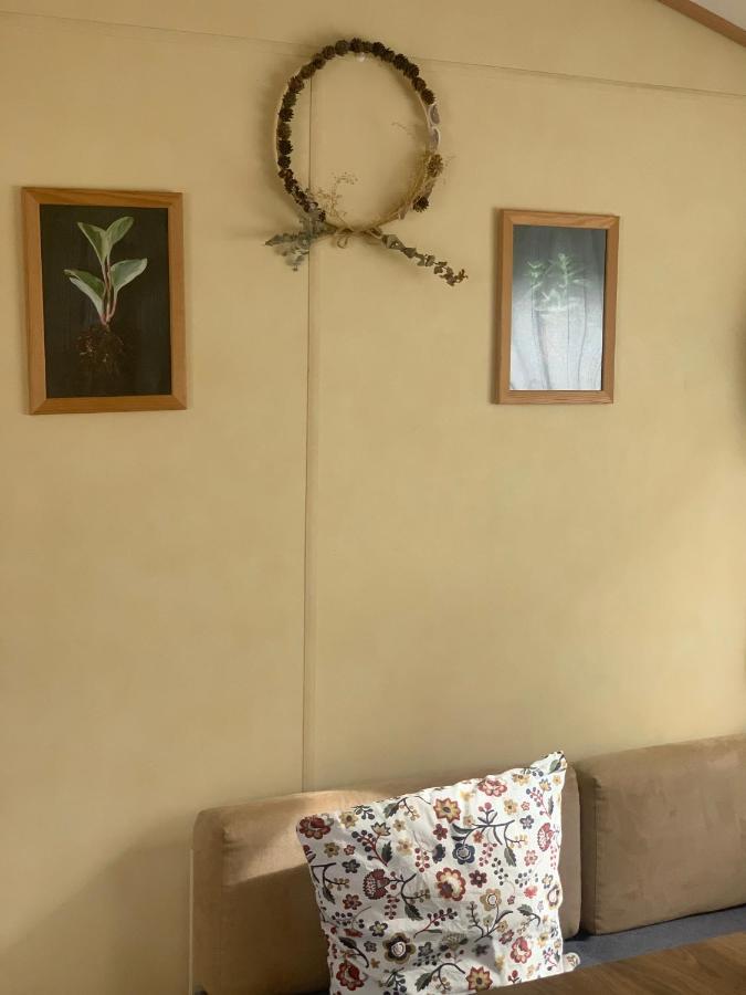 Appartamento Nice Little House Barcellona Esterno foto